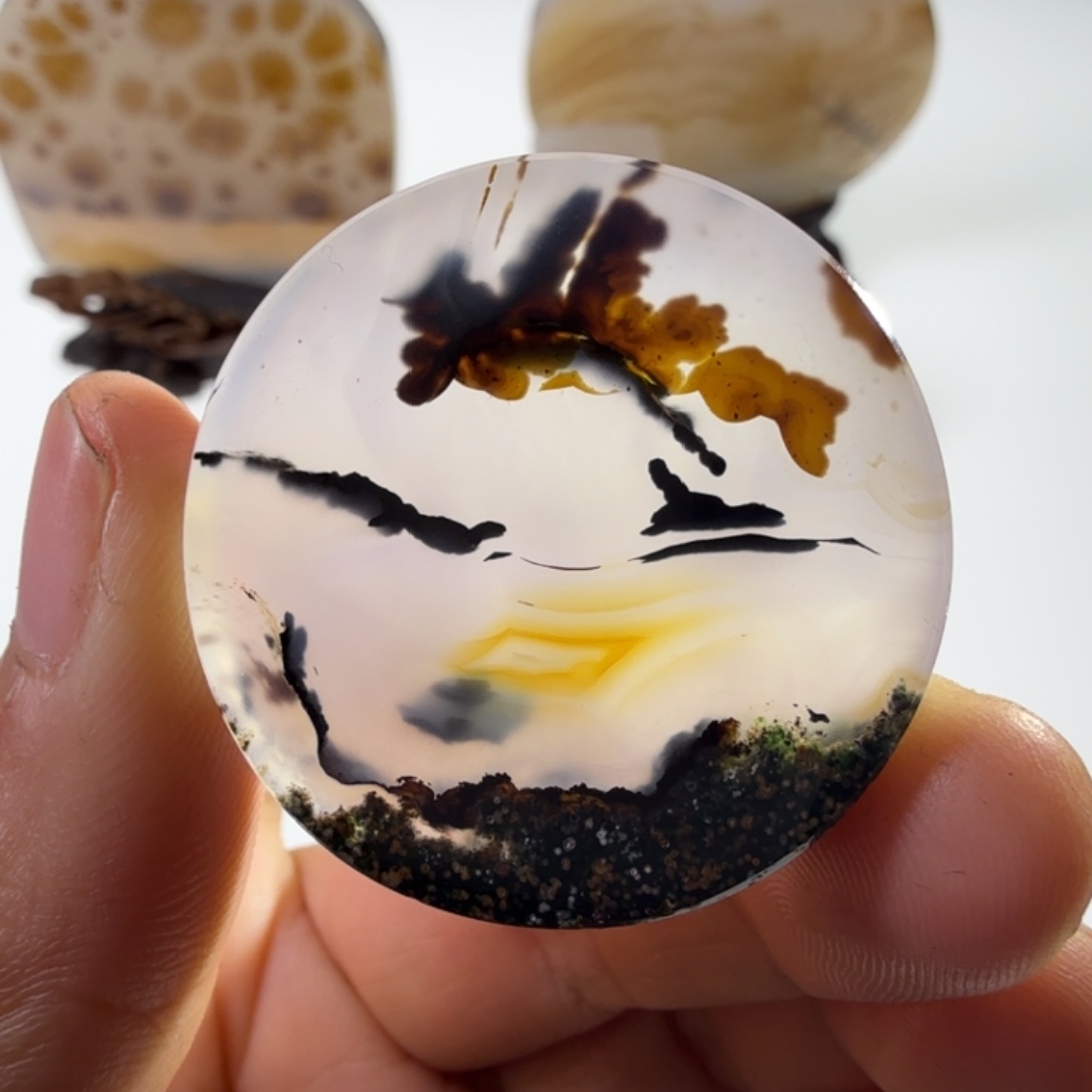 玛瑙/玉髓未镶嵌珠宝半成品
