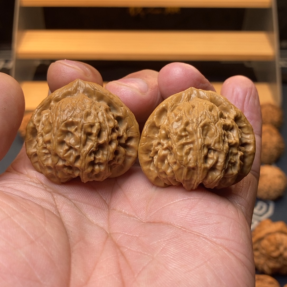 把件文玩核桃37无药黄油腊皮宫灯