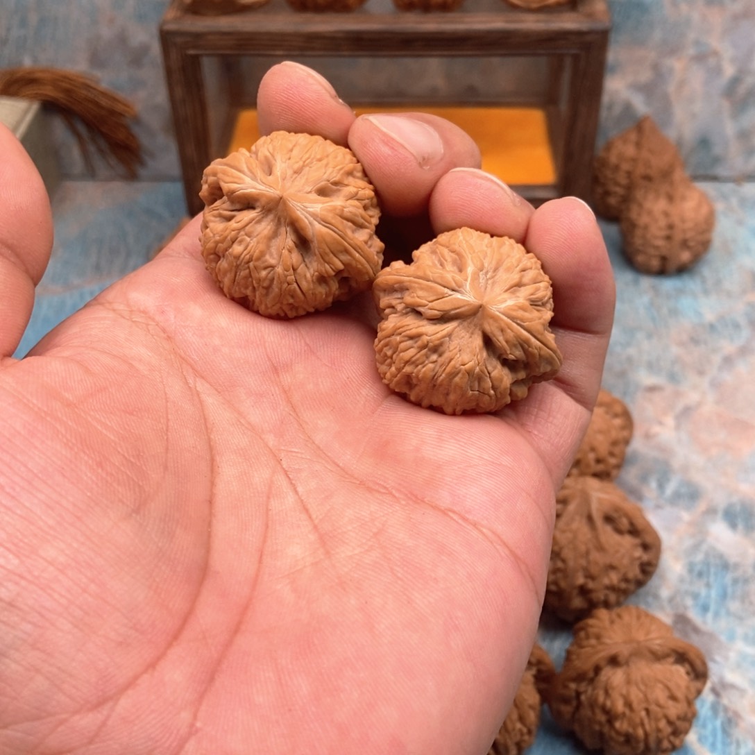 那***烟吊坠文玩核桃神磨