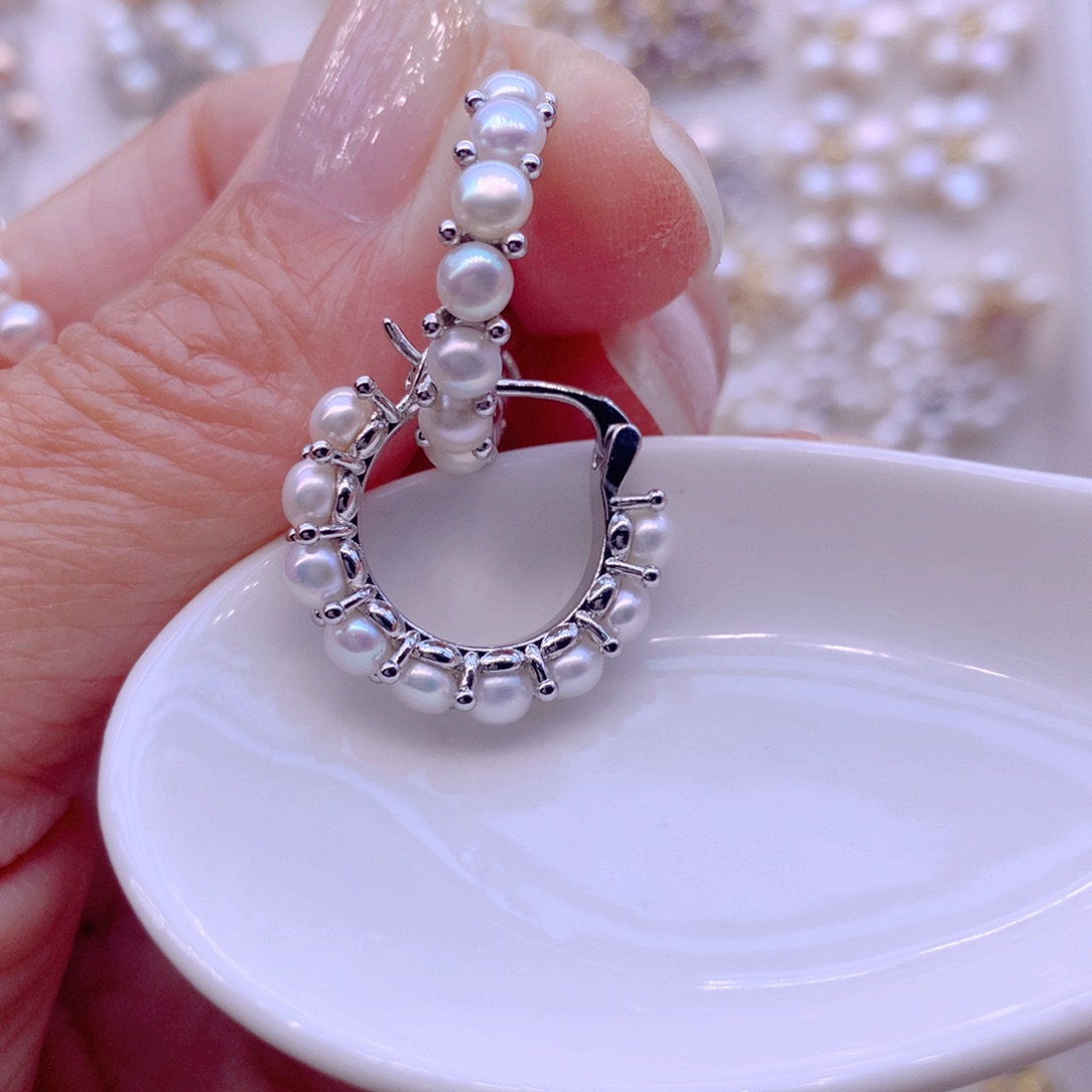 合金淡水珍珠耳饰