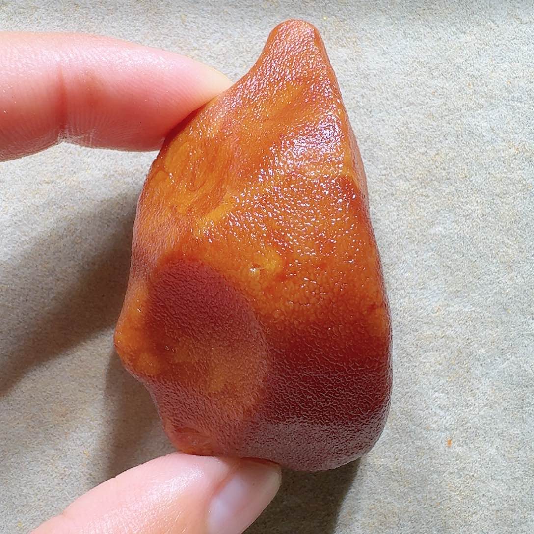 定制琥珀未镶嵌定制