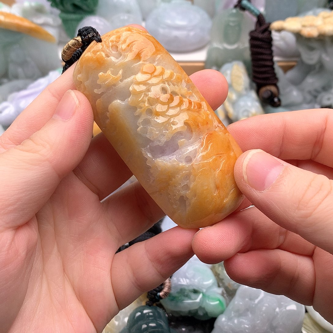 吊坠(不含链)未镶嵌翡翠