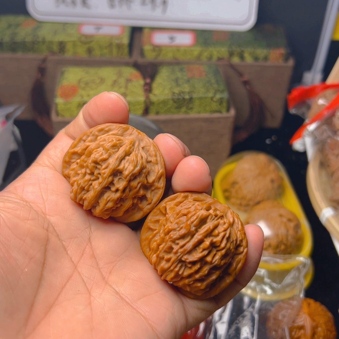 文玩核桃把件四座楼40
