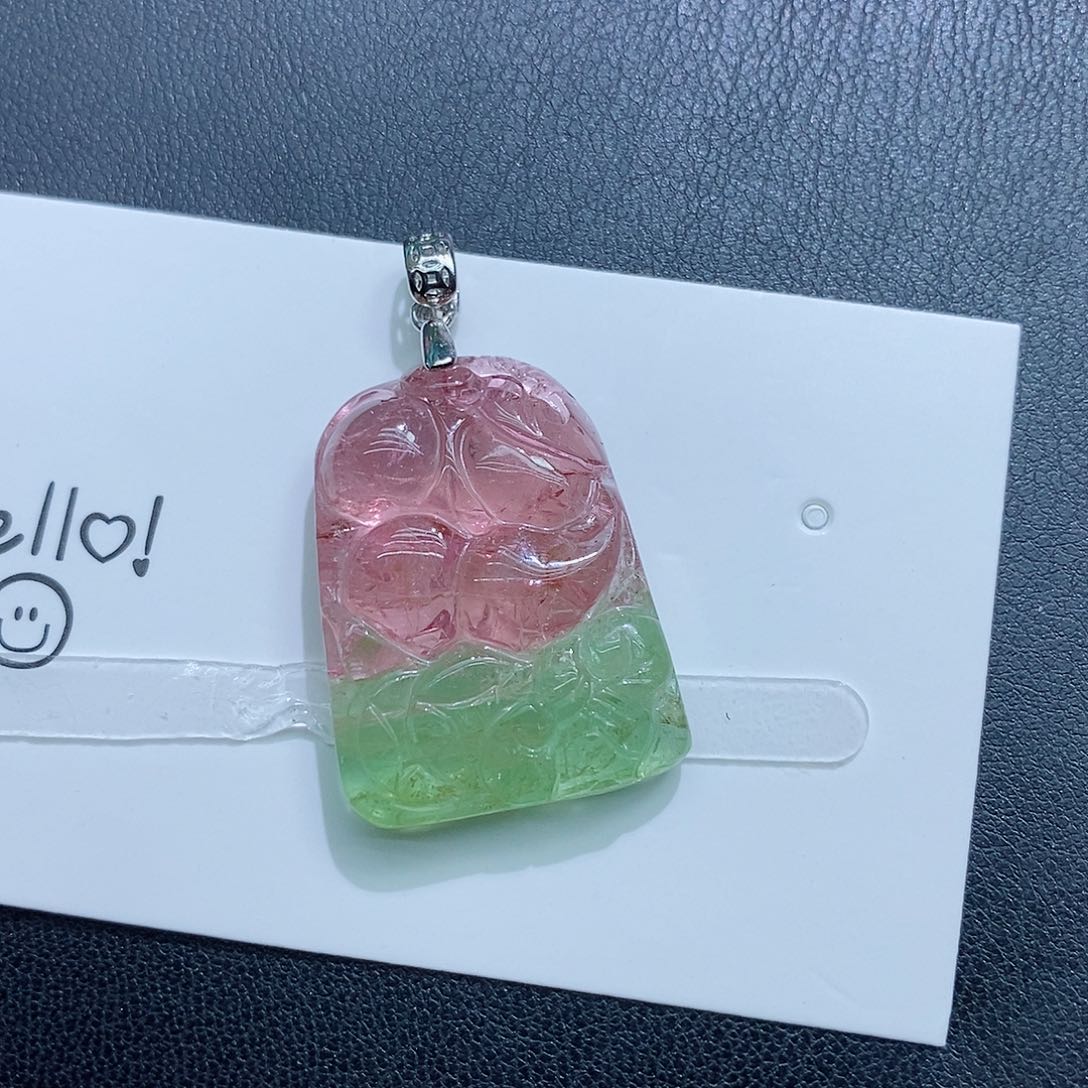 碧玺颈饰未镶嵌碧玺吊坠