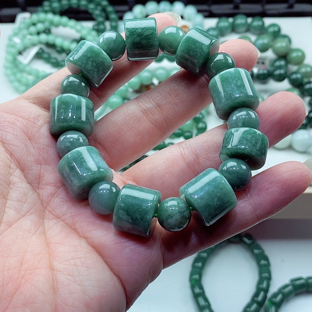 毛衣链未镶嵌翡翠