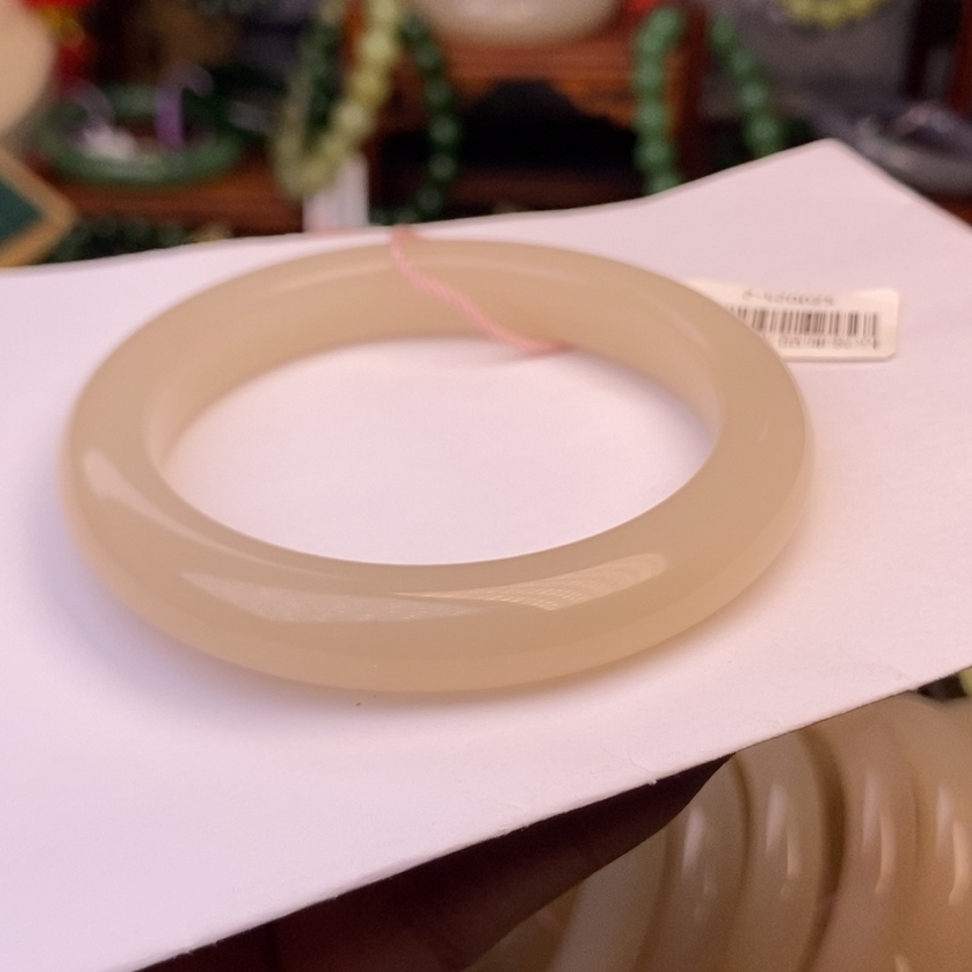 和田玉老料浓藕粉红粉特细料手镯57.5未镶嵌