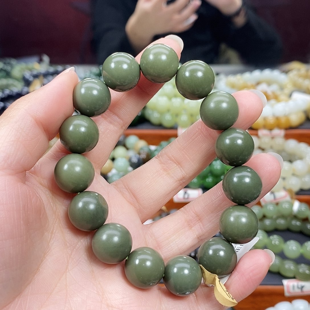 和田玉手链未镶嵌