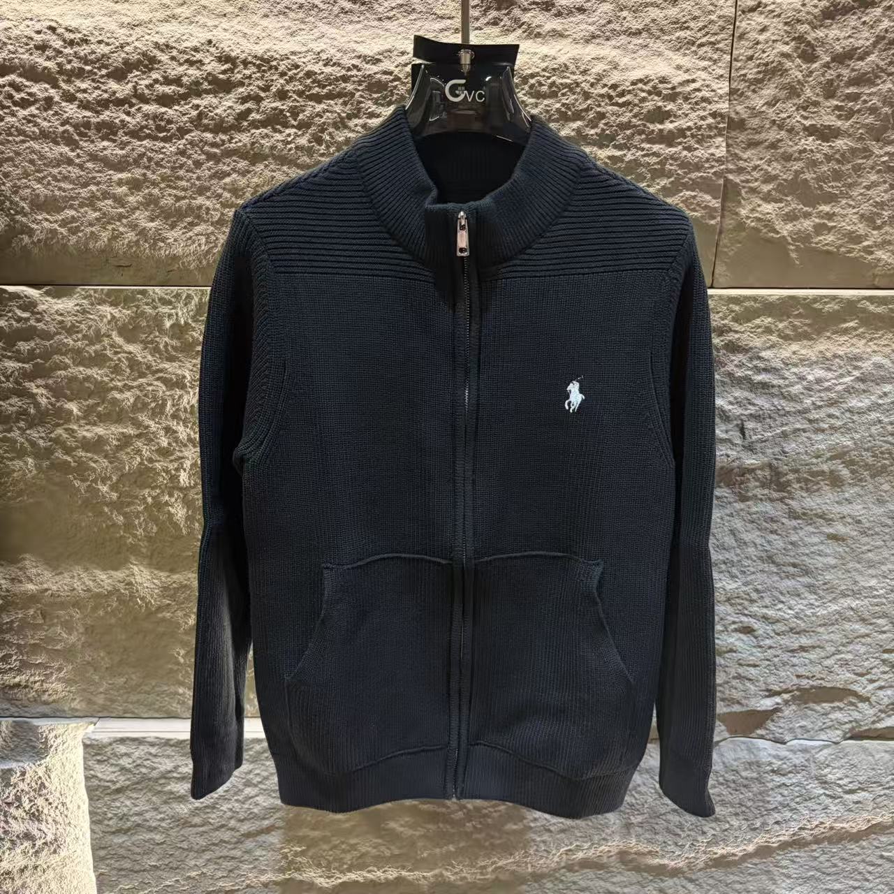 【人气福利（有尺码必入）】25s富人穿搭明星同款毛衣外套 211