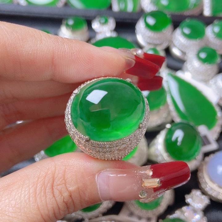 翡翠颈饰未镶嵌丹1835308 