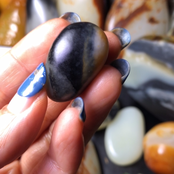 和田玉未镶嵌珠宝奇石