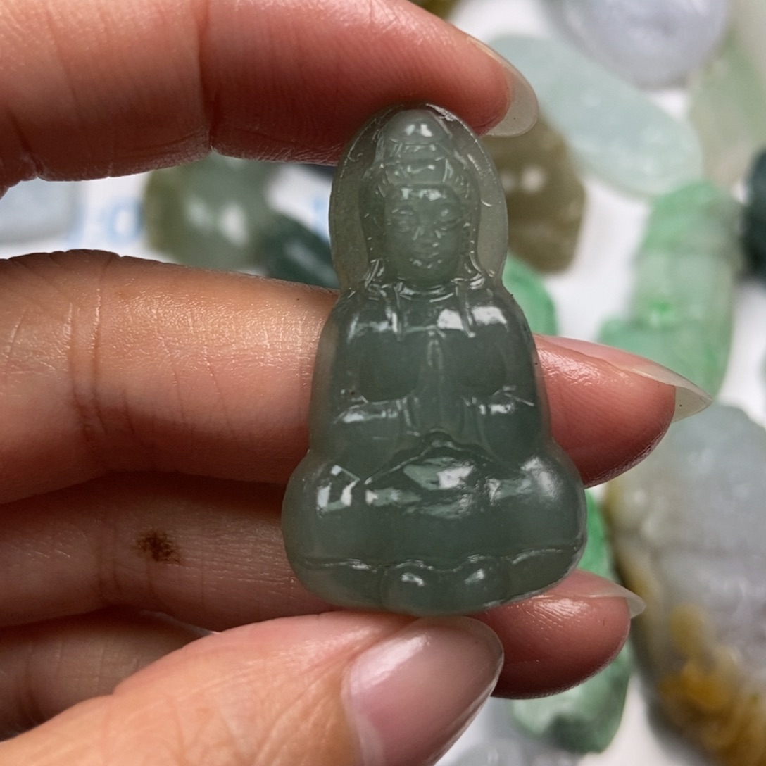 定制翡翠未镶嵌翡翠