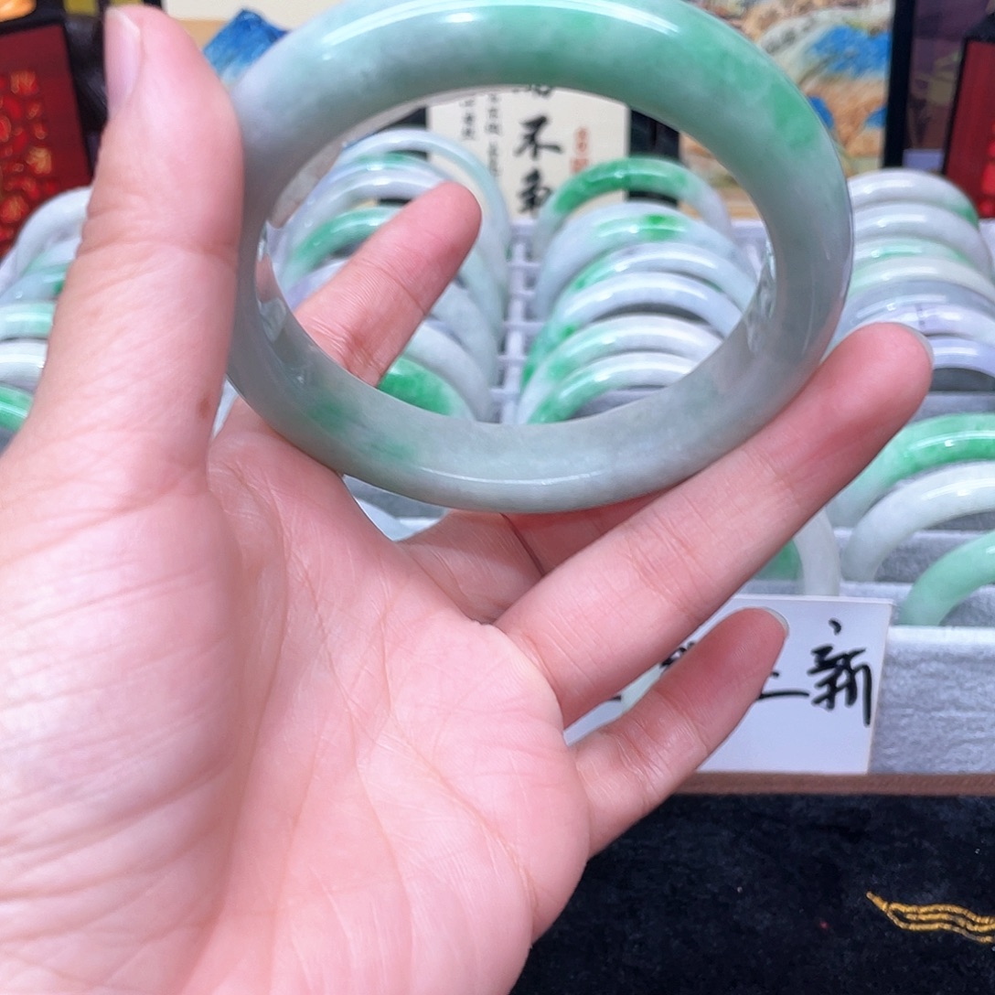 ****꒳以图为准云主播003