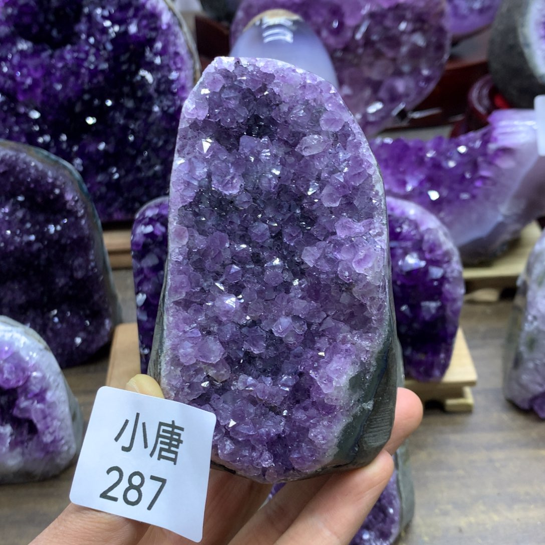 紫晶大型摆件（非配饰）未镶嵌