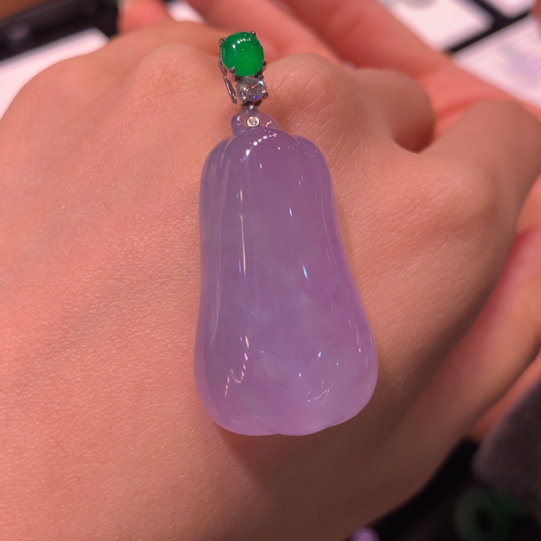 吊坠(不含链)18K金镶嵌翡翠