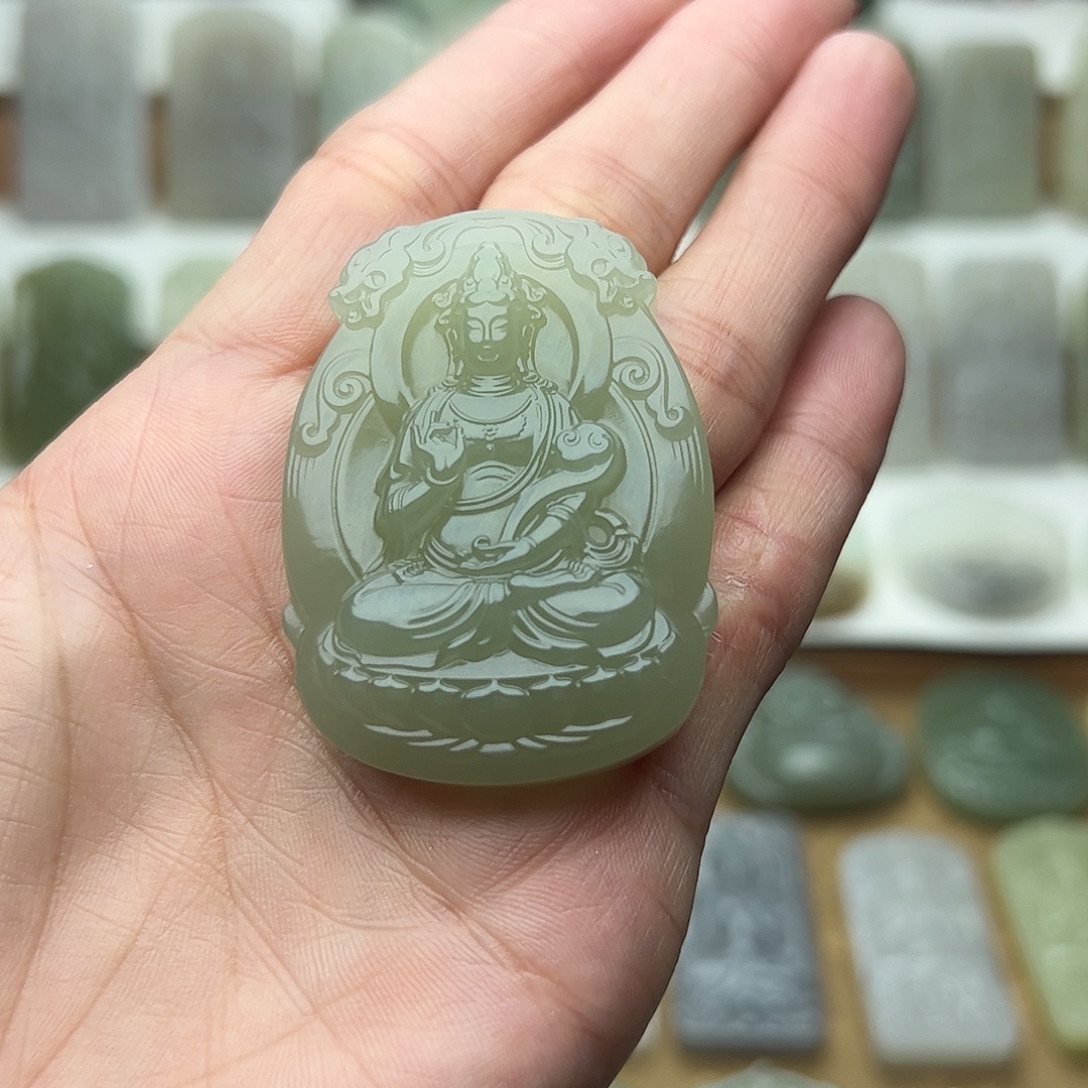 和田玉未镶嵌颈饰