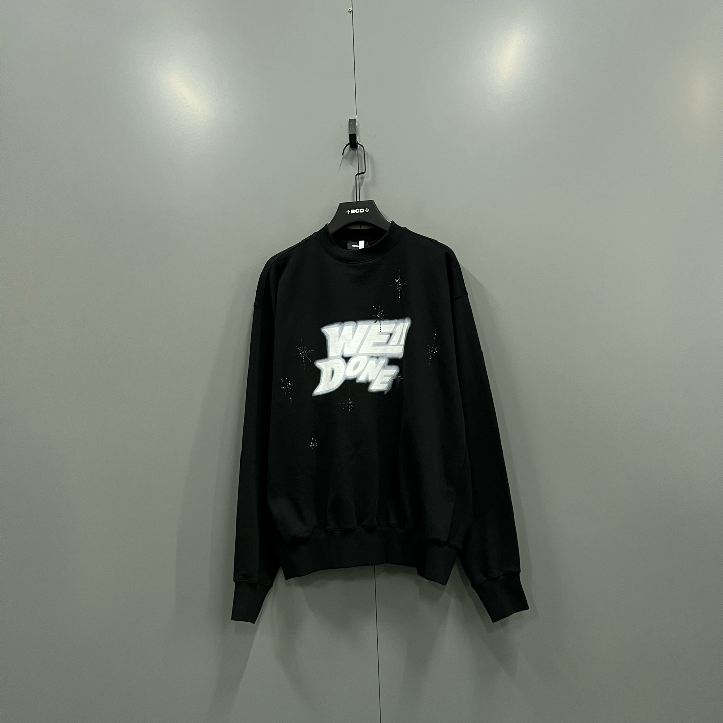tt3 胸口喷雾大logo卫衣 全新/018953