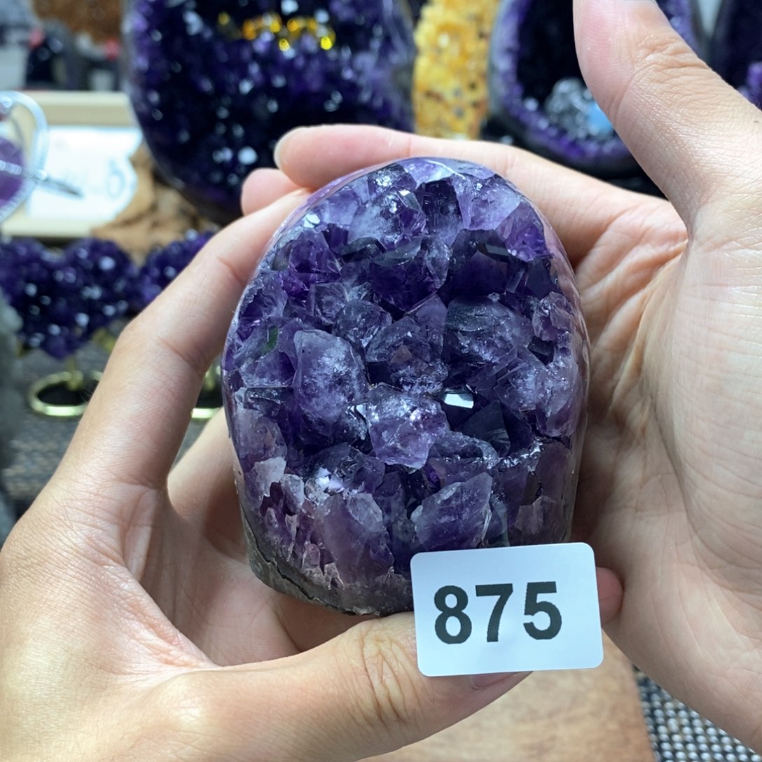 紫晶未镶嵌大型摆件（非配饰）