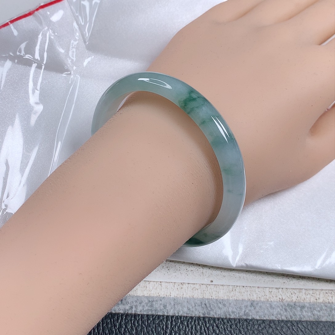 翡翠手镯未镶嵌 贵妃⑨⑥