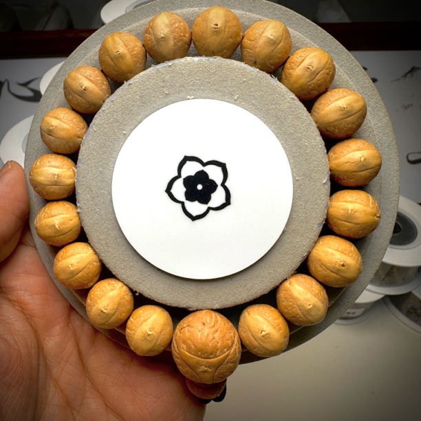 实心籽同树13mm，18颗，编号95矮桩大眼睛尼泊尔凤眼菩提一物一图