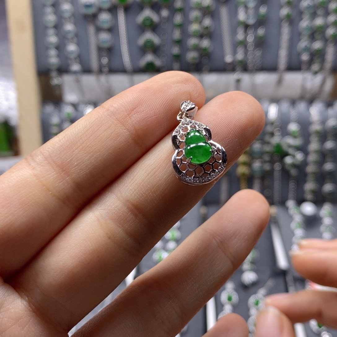 翡翠颈饰银S925镶嵌无证书/假一赔四