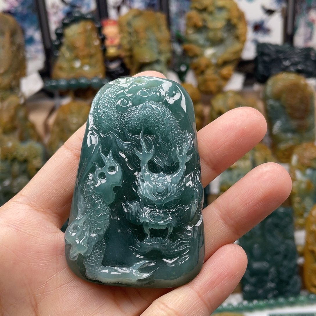 翡翠未镶嵌颈饰天然翡翠a货龙