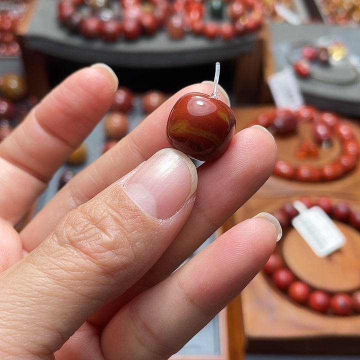 未镶嵌单珠14+多样性发1南红玛瑙