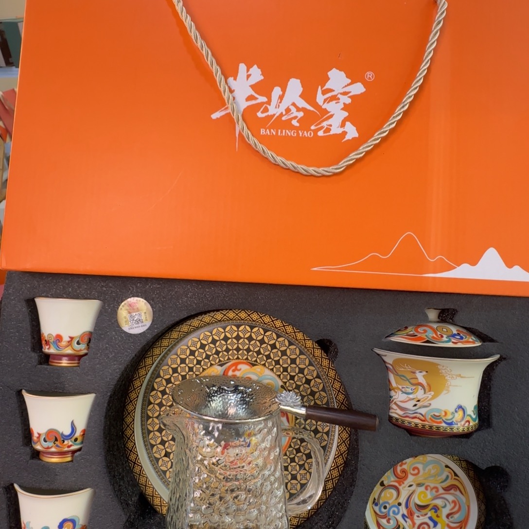 当代艺术家辞典等多