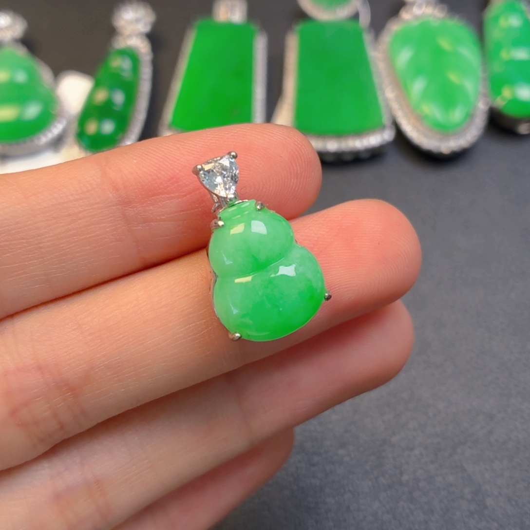 翡翠银S925镶嵌颈饰