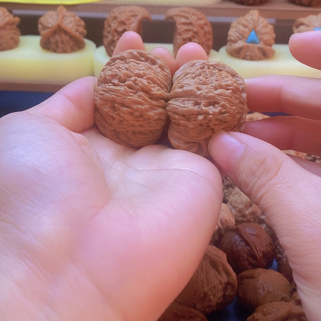 文玩核桃把件苹果园，四座楼，鸡心，官帽，虎头，选一