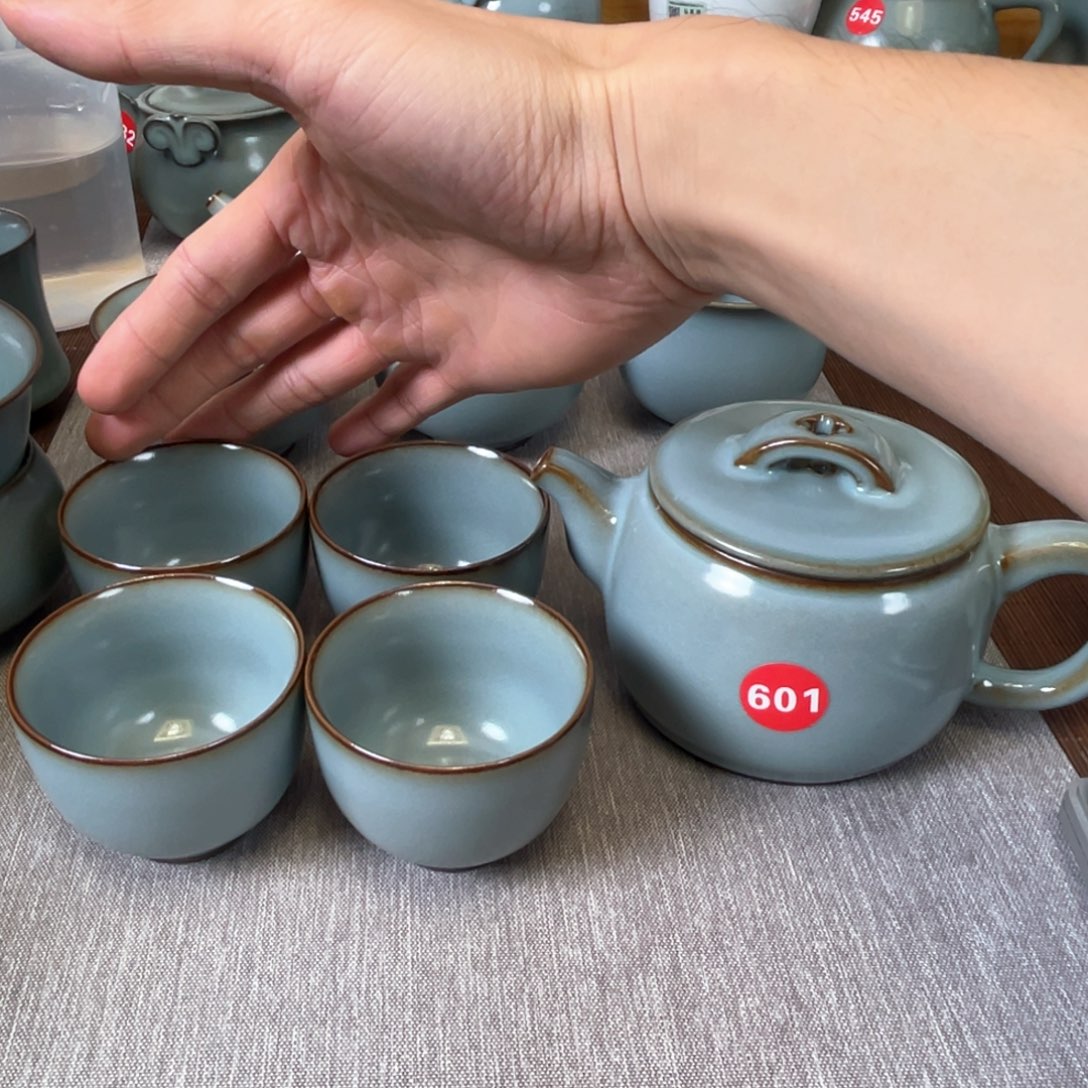 瓷片小微瑕。。。。。。。。。。。