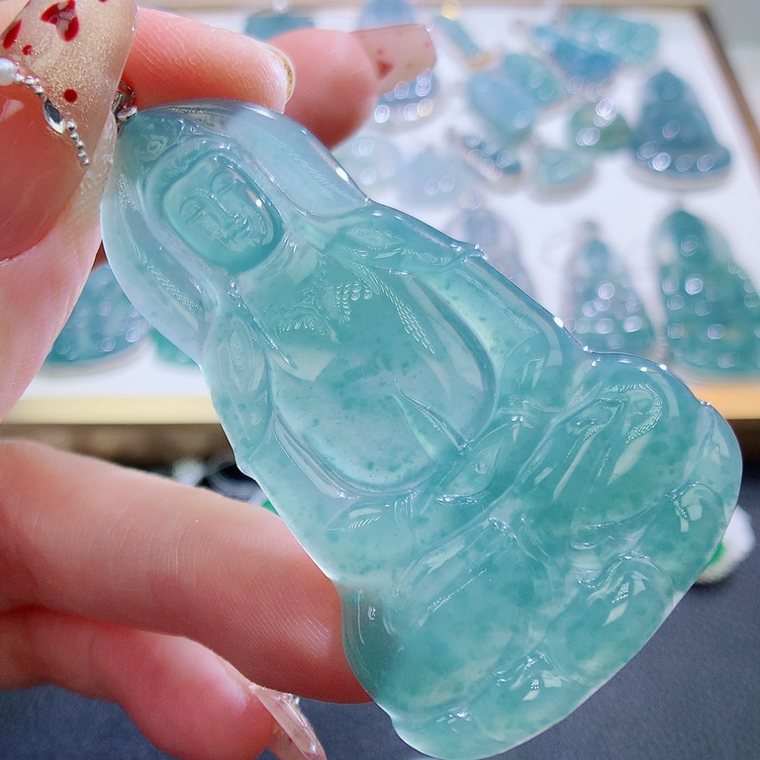 翡翠颈饰银S925镶嵌翡翠