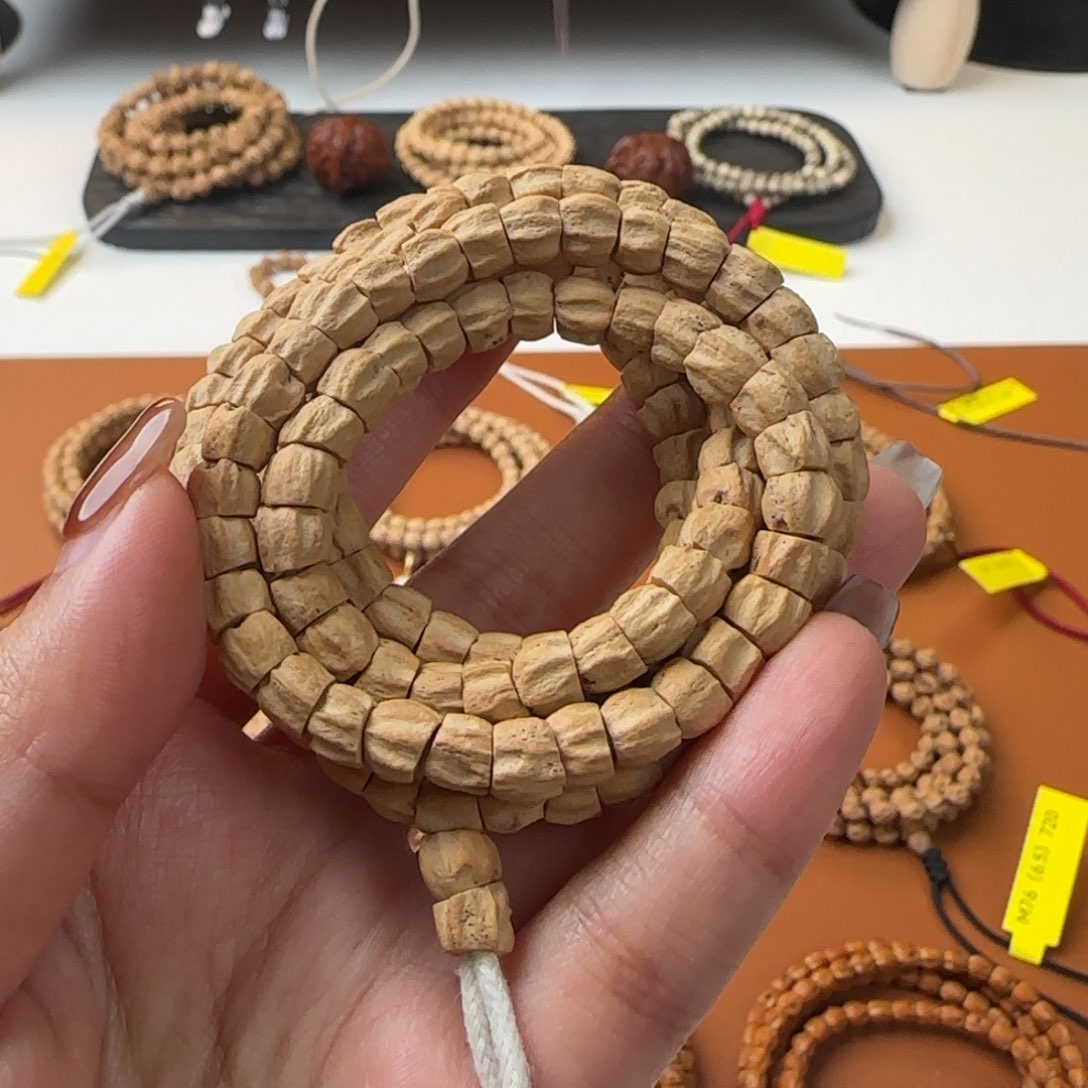 柏香籽/百香籽吊坠睡**觉