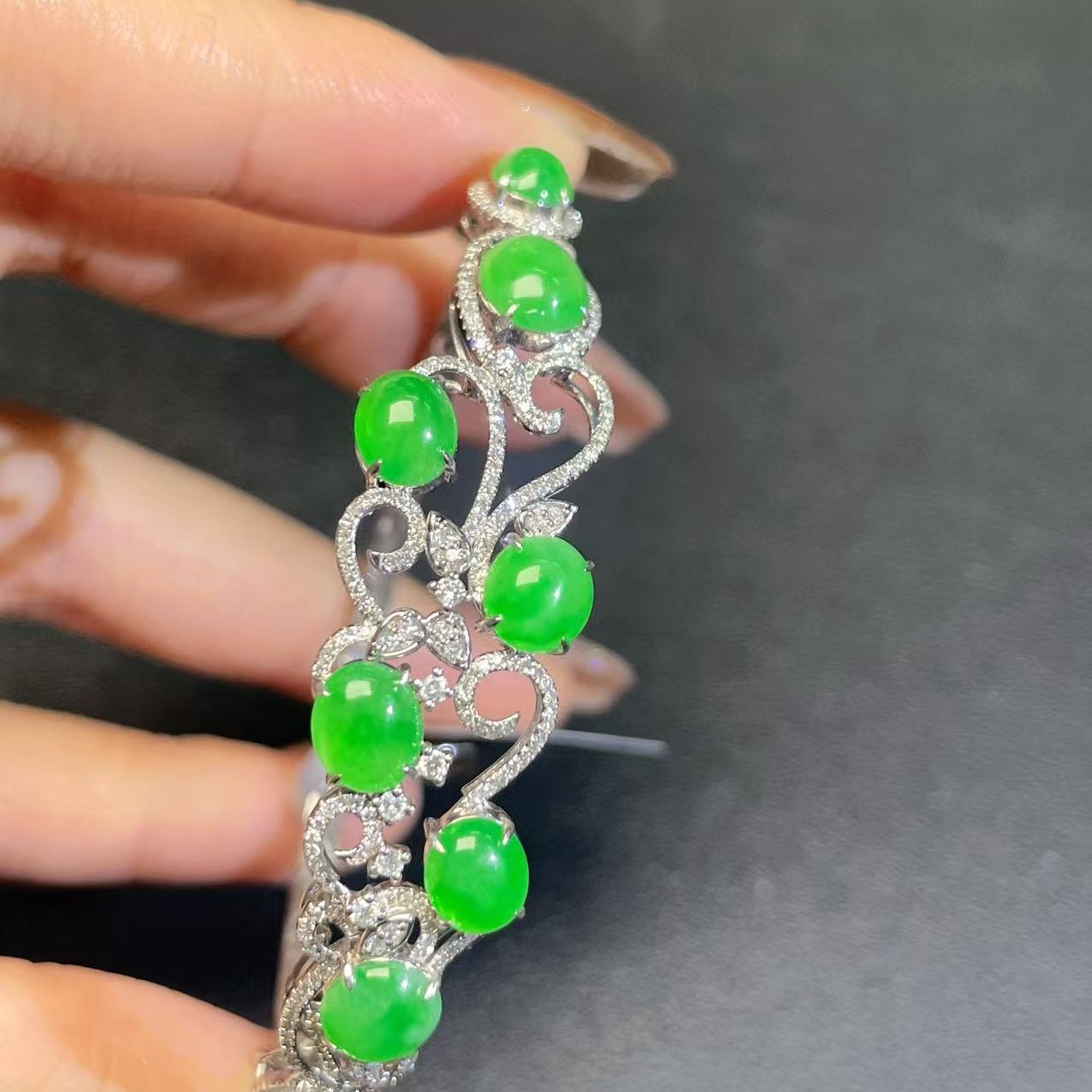 18k金镶嵌缅甸A货翡翠