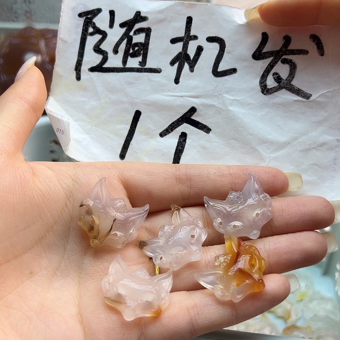 玛瑙/玉髓未镶嵌颈饰