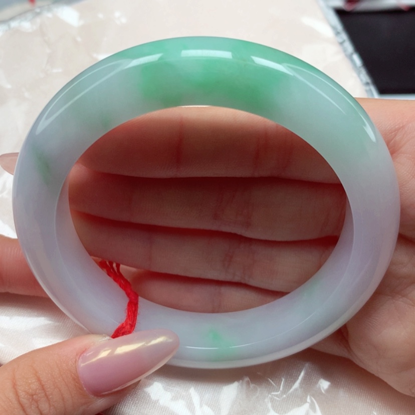 【闪购商品】翡翠手镯未镶嵌60圈