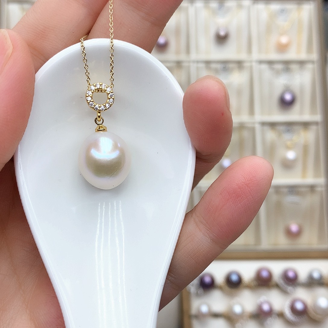 淡水珍珠颈饰合金