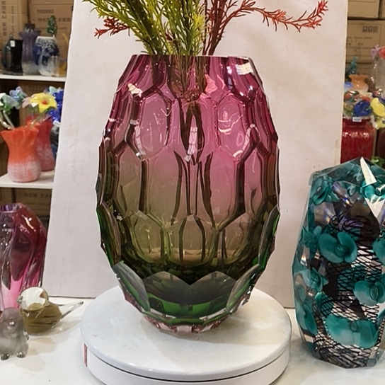 琉璃花瓶高31厘米口径10厘米