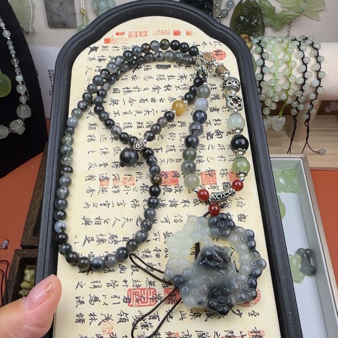 蛇纹石玉岫玉未镶嵌