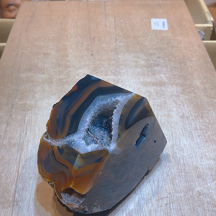 回流的速度快于空气的速度