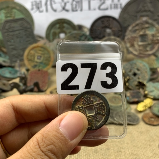 铜独***雪现代文创工艺品