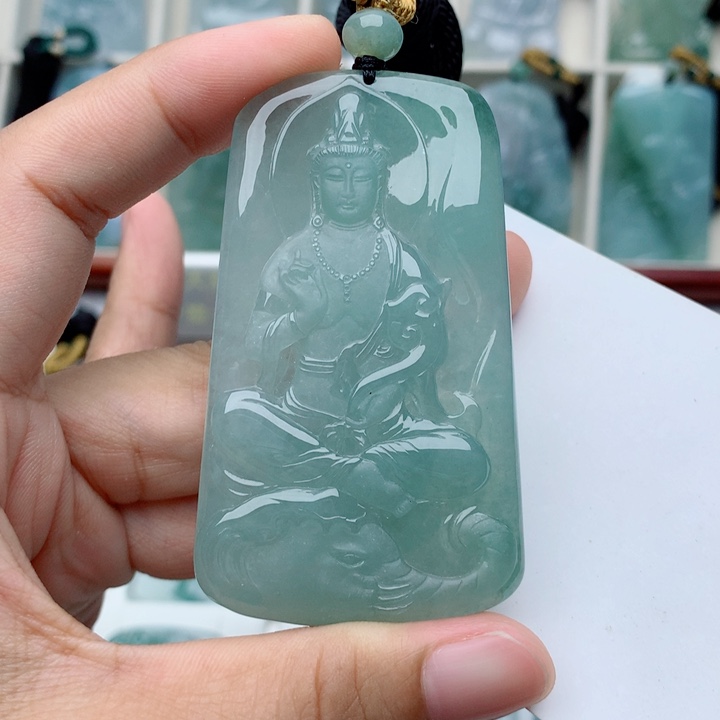 颈饰未镶嵌翡翠普贤