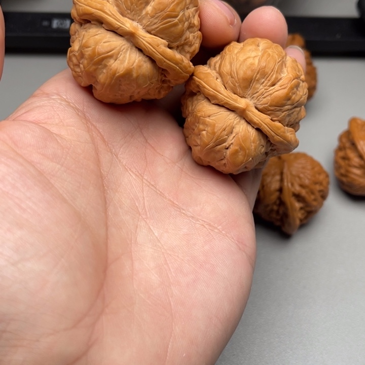 文玩核桃把件蛤蟆头