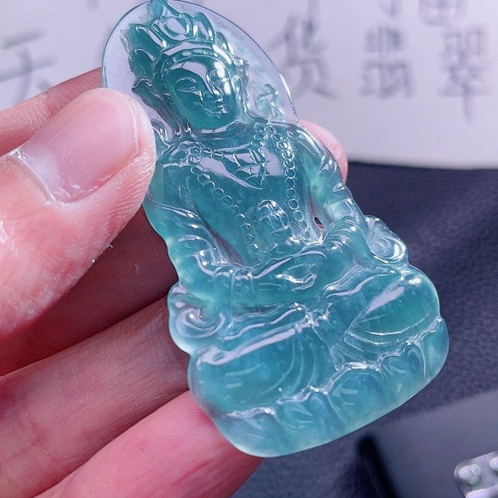 翡翠颈饰未镶嵌99999999