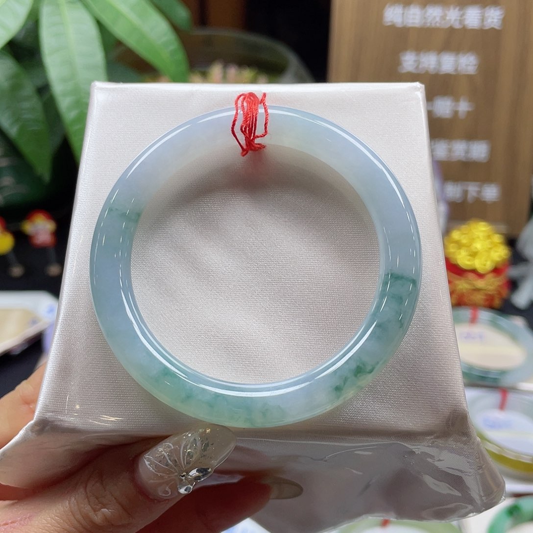 翡翠手镯未镶嵌167 号链接