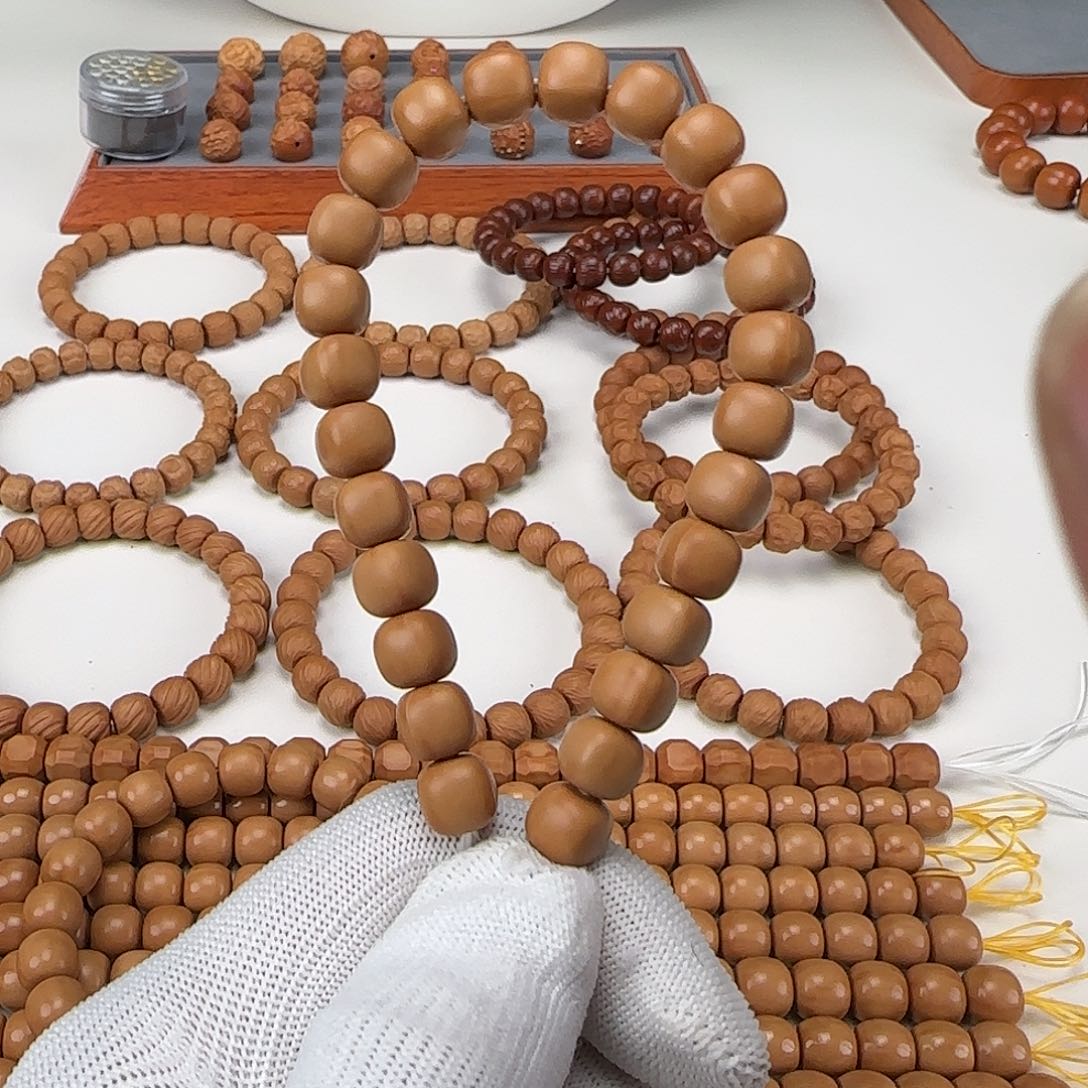 猴头核桃手串沈****理方块面包