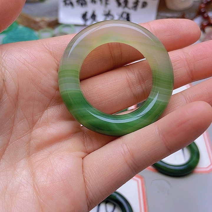 【闪购商品】未镶嵌玛瑙/玉髓珠宝半成品然**物