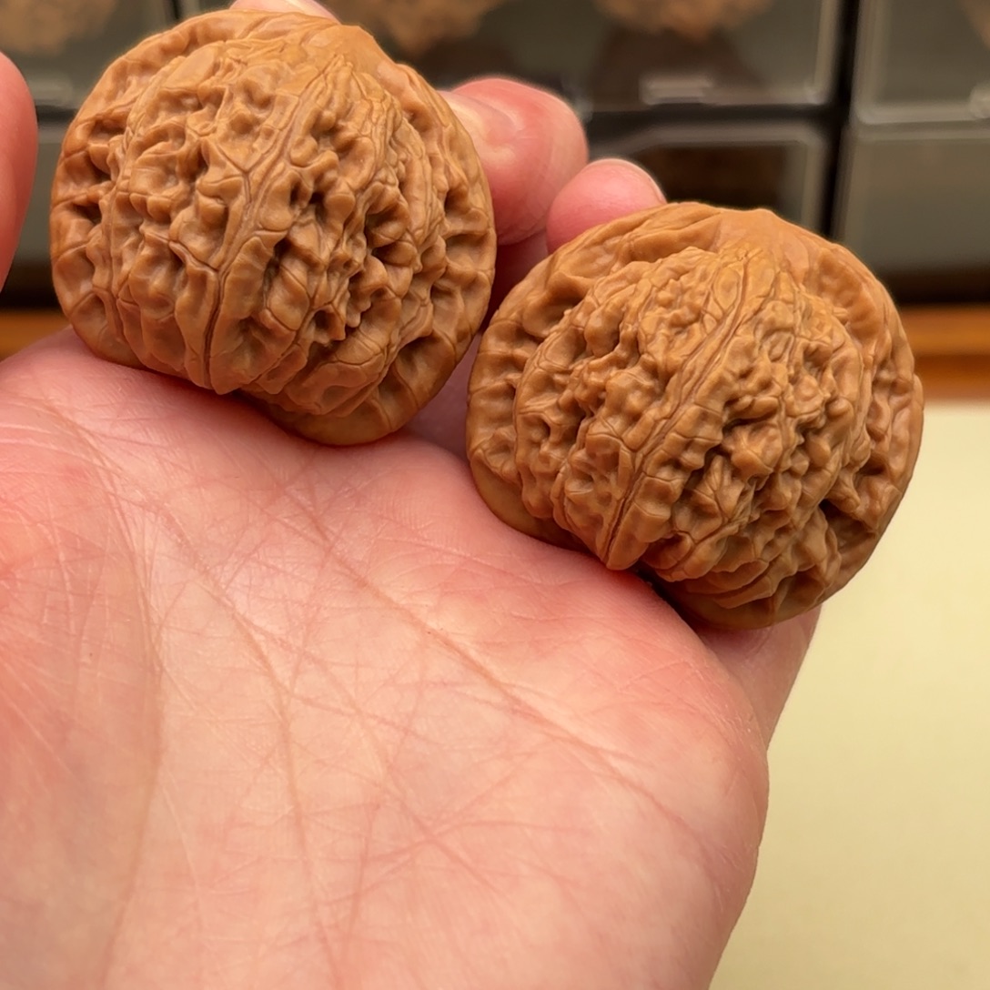 把件文玩核桃望月