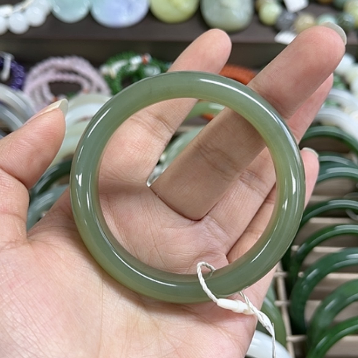 【闪购商品】和田玉手镯未镶嵌