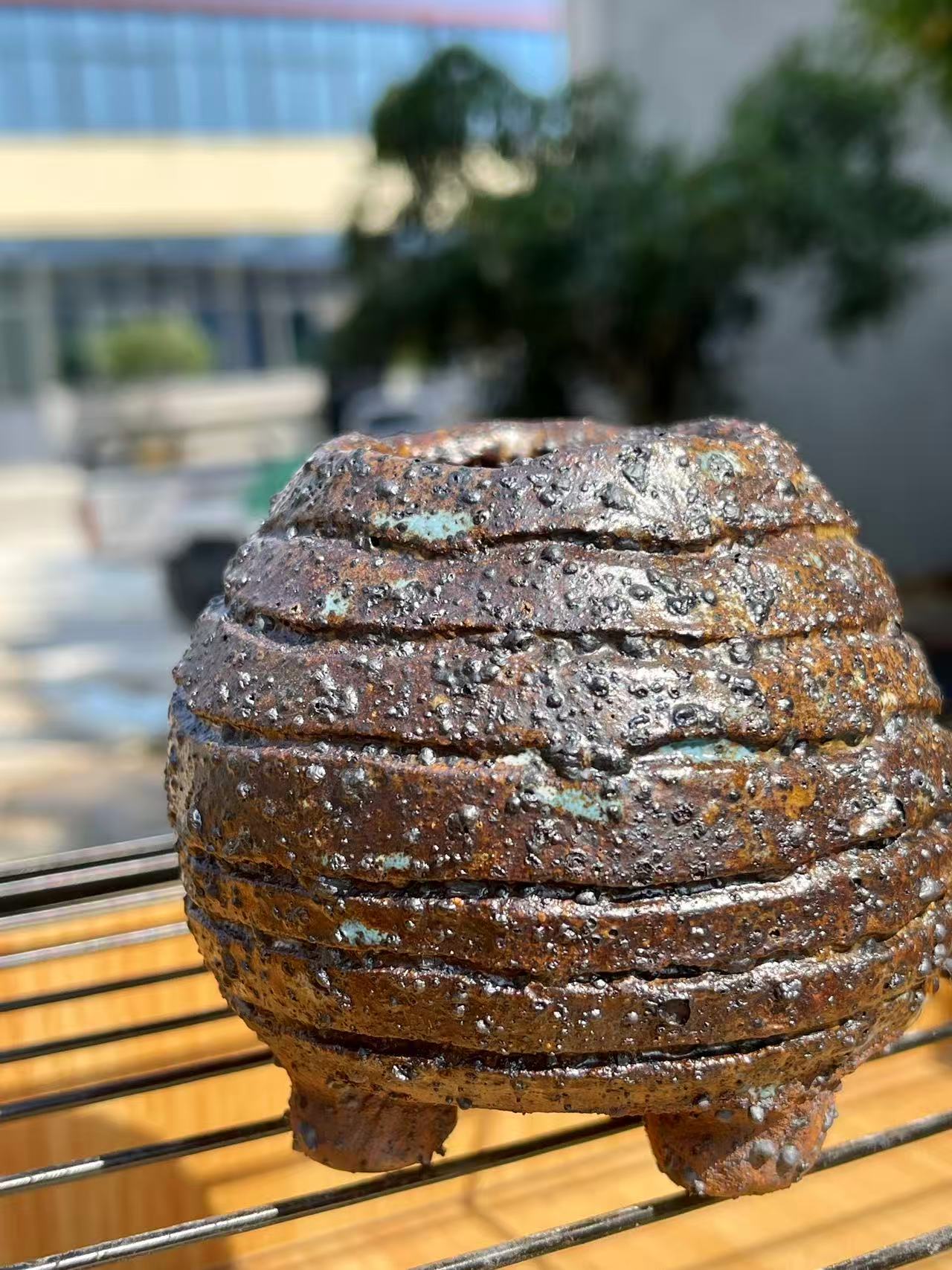 岩纹褐彩多肉花盆