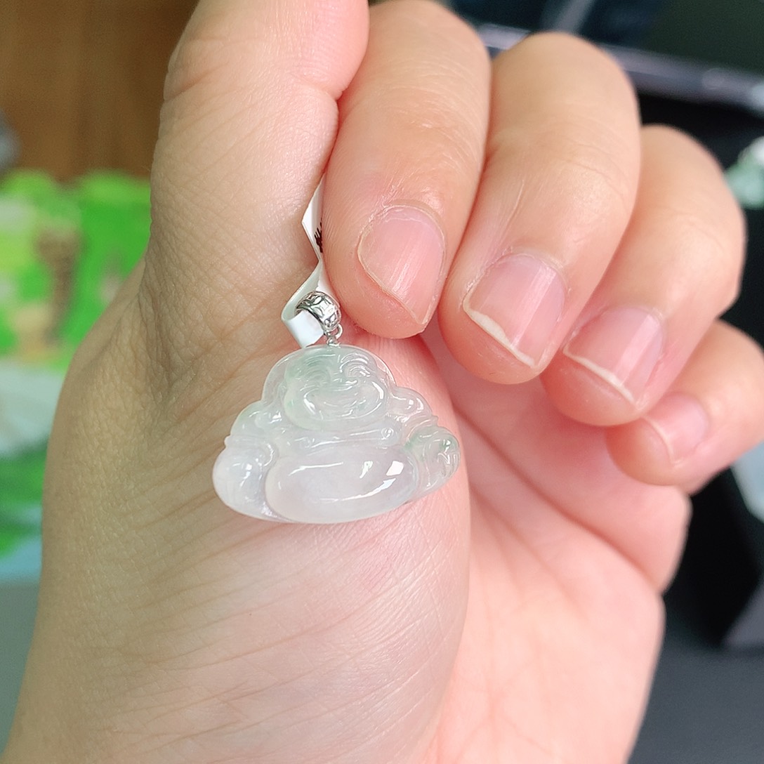 翡翠颈饰18K金镶嵌冰胶佛公